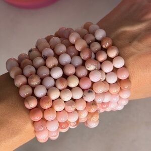 Natural Pink Quartz Bracelet 💗
